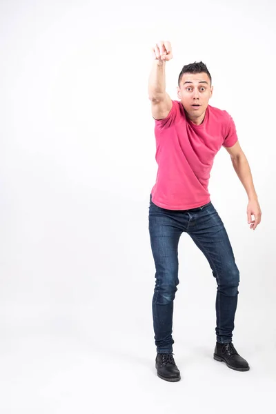 Hombre Apuntando Frente Con Dedo Índice Fondo Blanco Cuerpo Completo — Foto de Stock