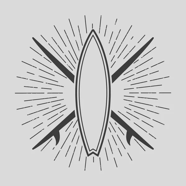 Planche de surf vintage avec sunburst sur fond gris. Émis : . — Image vectorielle