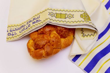 Taze ev yapımı Challah ekmek Yahudi bir kutlama için