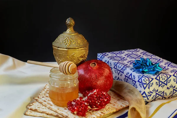 Jewish holiday passover  matzoh rosh hashanah — Stock Photo, Image