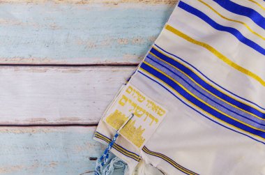 Yahudi tatil Tallit, Şabat dua şal dini sembol