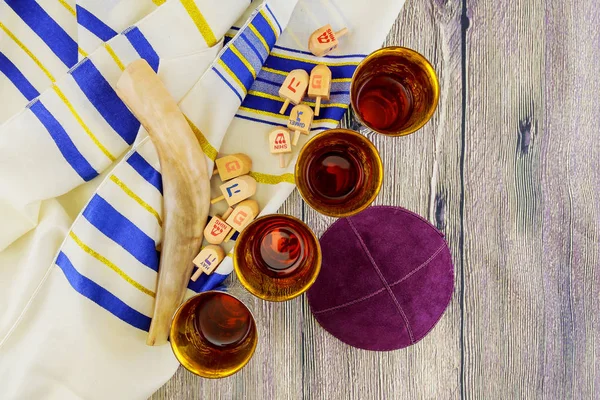 Židovský svátek matzoh Pesach chléb Tóry — Stock fotografie