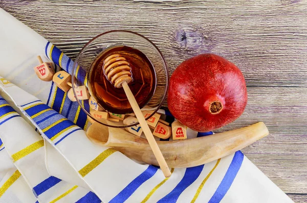 Jüdischer Feiertag Matzoh Passahbrot Tora — Stockfoto