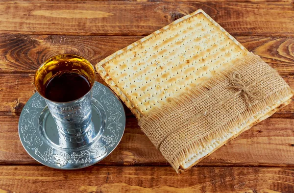 Matzoh pan de pascua judío torá — Foto de Stock