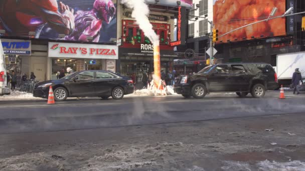 New York City - 16 Şubat 2017: yol yapım aşamasında, devam eden asfaltlama — Stok video