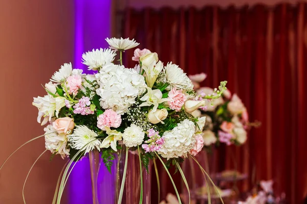 Çiçek buketi kapatın arka plan