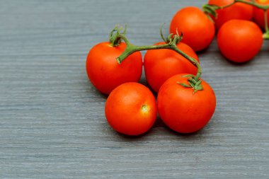 Domates. Kiraz domates. Kokteyl domates.