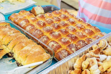 dekorasyon Kur'a lezzetli kekler ve tatlılar.