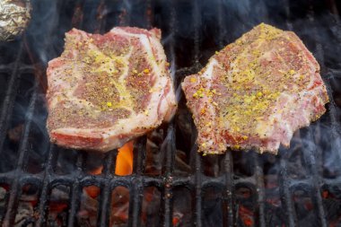 ızgara domuz biftek ızgara