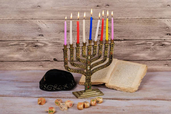 Jüdische Feiertagshannukah-Symbole - Menora — Stockfoto