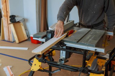 Ahşap kesim daire testere bıçağı kavramları plank