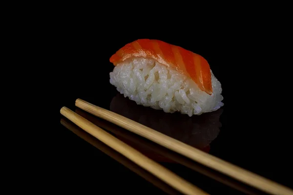 Sushi Łososiem Lub Top Ryb Łososia Japoński Ryż Japońska Tradycja — Zdjęcie stockowe