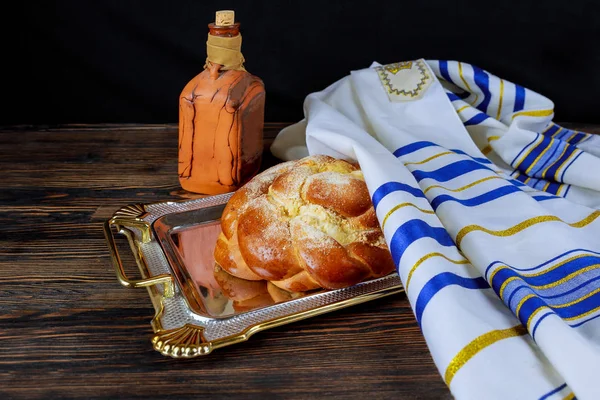 Židovské Kiduš obřad vítání sobota šabat nebo svátek židovský sváteční výzdobou — Stock fotografie