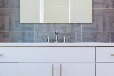 Granit modern banyo iç minimalist lavabo ve küvet