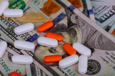 Amerikan yüz dolar faturaları tıp sektöründe kar kavramı hapları
