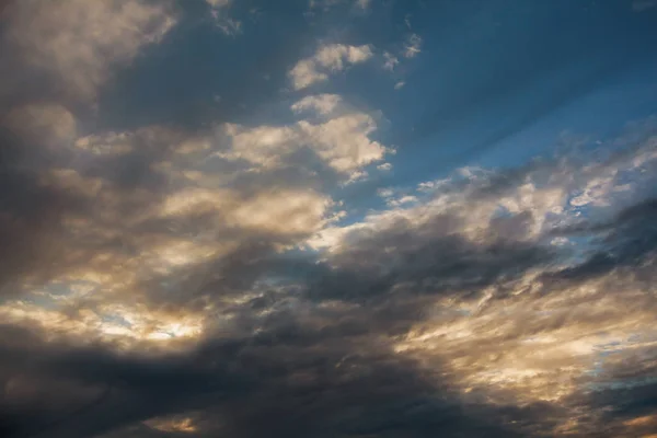 Puesta Sol Con Hermoso Cielo Azul Cielo Nubes Puesta Sol —  Fotos de Stock