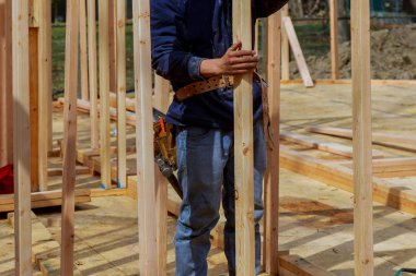 Doğa yüklenici ve yazlık ahşap çerçeve