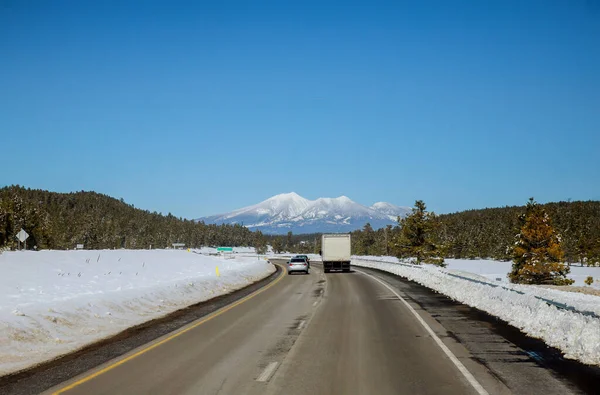 Winter in Bergen mit Neuschnee Rock Mountain in Arizona Usa — Stockfoto