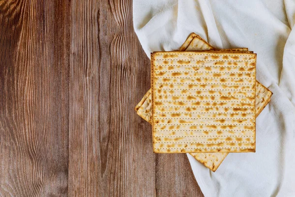 Judisk Familj Firar Påsk Matzoh Jude Osyrat Bröd Semester — Stockfoto