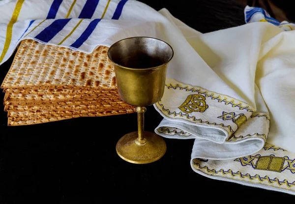 Hari Raya Yahudi Paskah Matzot Dan Roti Tallit Pada Yahudi — Stok Foto