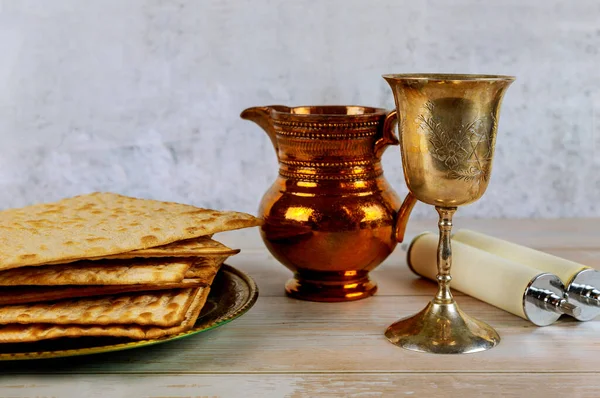 Passover Holiday Jewish Pesah Celebrating Matzoh Traditional Seder Plate — 스톡 사진