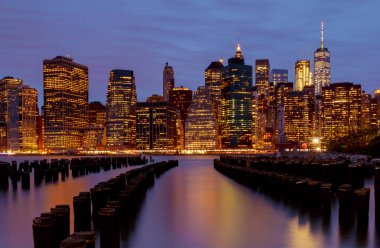 New York şehrinin rıhtım manzarası aşağı Manhattan gecesi