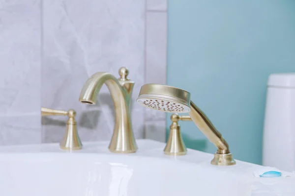 Salle Bain Élégant Intérieur Avec Lavabo Robinet — Photo