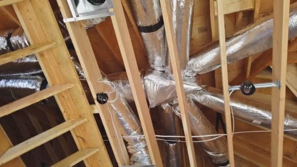 Sistemas de ventilación de aire acondicionado bajo techo — Vídeos de Stock