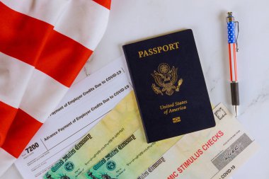 Amerikan pasaportu için Uyarıcı yardım çeki. Form 7200, İş Verenlerin Ödemeleri COVID-19 nedeniyle
