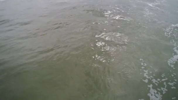 Vackert blått hav våg panorama av stänk — Stockvideo