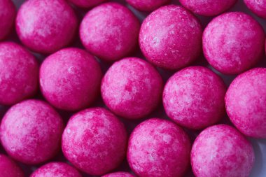 şeker şeker pembe topları