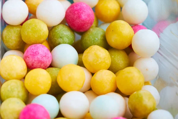 Doces bolas de açúcar coloridas — Fotografia de Stock