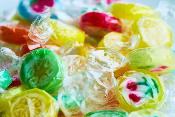 meyve renkli şeker lolipoplar