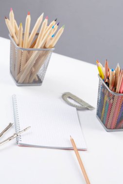 renkli kalemler, ileti örneği