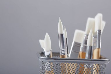 farklı Boya fırçaları