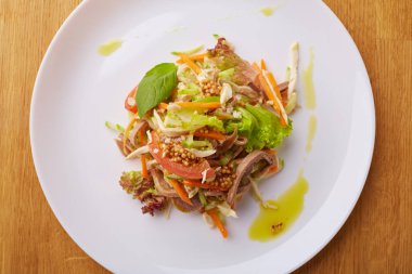 dil ile sebze salatası