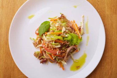 dil ile sebze salatası