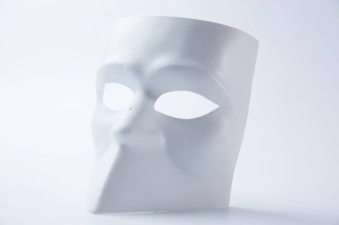 temiz maskeli balo maskesi