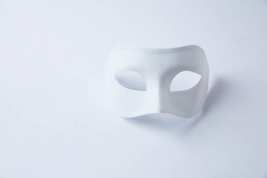 temiz maskeli balo maskesi