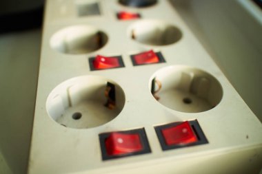 Çıkış güç filtresi