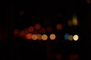 bulanık gece şehir ışıkları Dubai