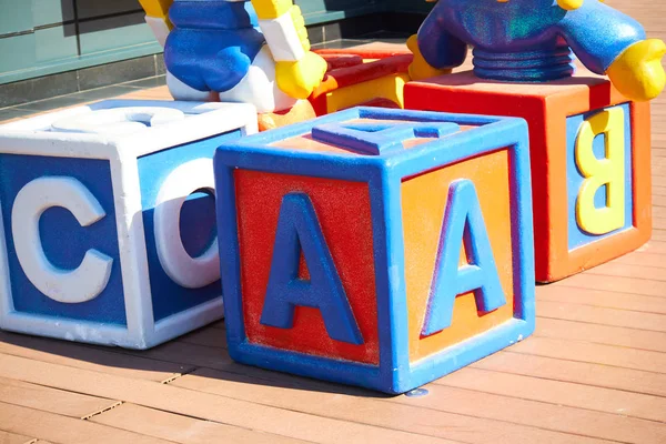 Alphabet kuber med bokstäver abc — Stockfoto