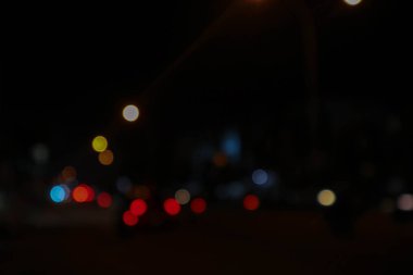 Elektronik malların arkaplanı için bilgisayar klavyesinin ve makronun yakın plan fotoğrafı