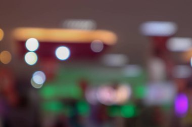 Elektronik malların arkaplanı için bilgisayar klavyesinin ve makronun yakın plan fotoğrafı