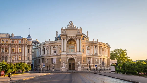Odessa opera binası