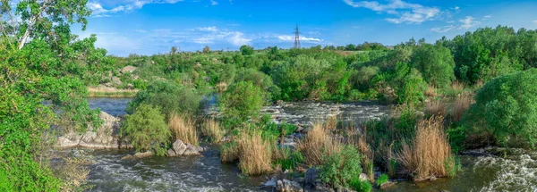South Bug River vicino al villaggio di Migiya, Ucraina — Foto Stock