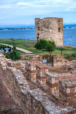 Bulgaristan 'ın Nessebar kentindeki eski yel değirmeni