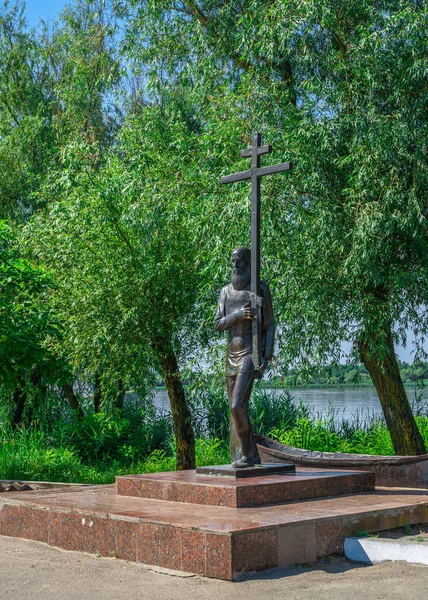 Denkmal für den ersten Bewohner von vilkovo, Ukraine. — Stockfoto