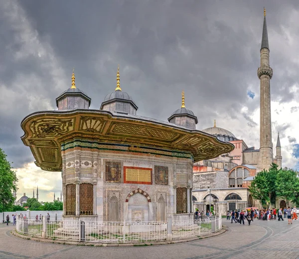 Fonte do sultão Ahmet em Istambul, Turquia — Fotografia de Stock