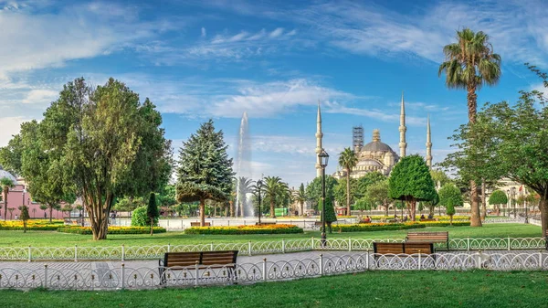 Sultan ahmed Park in Istanbul, Türkei — Stockfoto